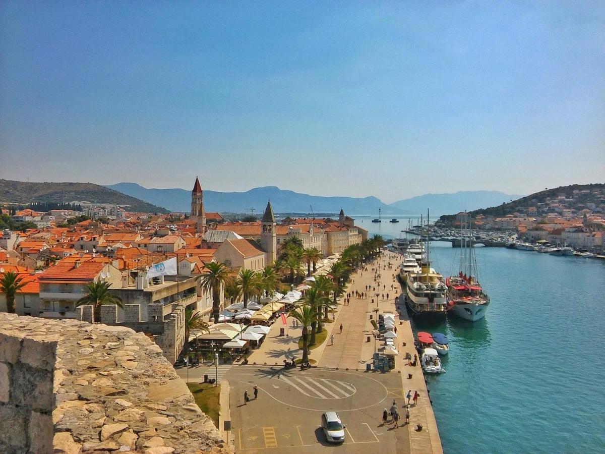 Apartments Filipo Trogir Luaran gambar