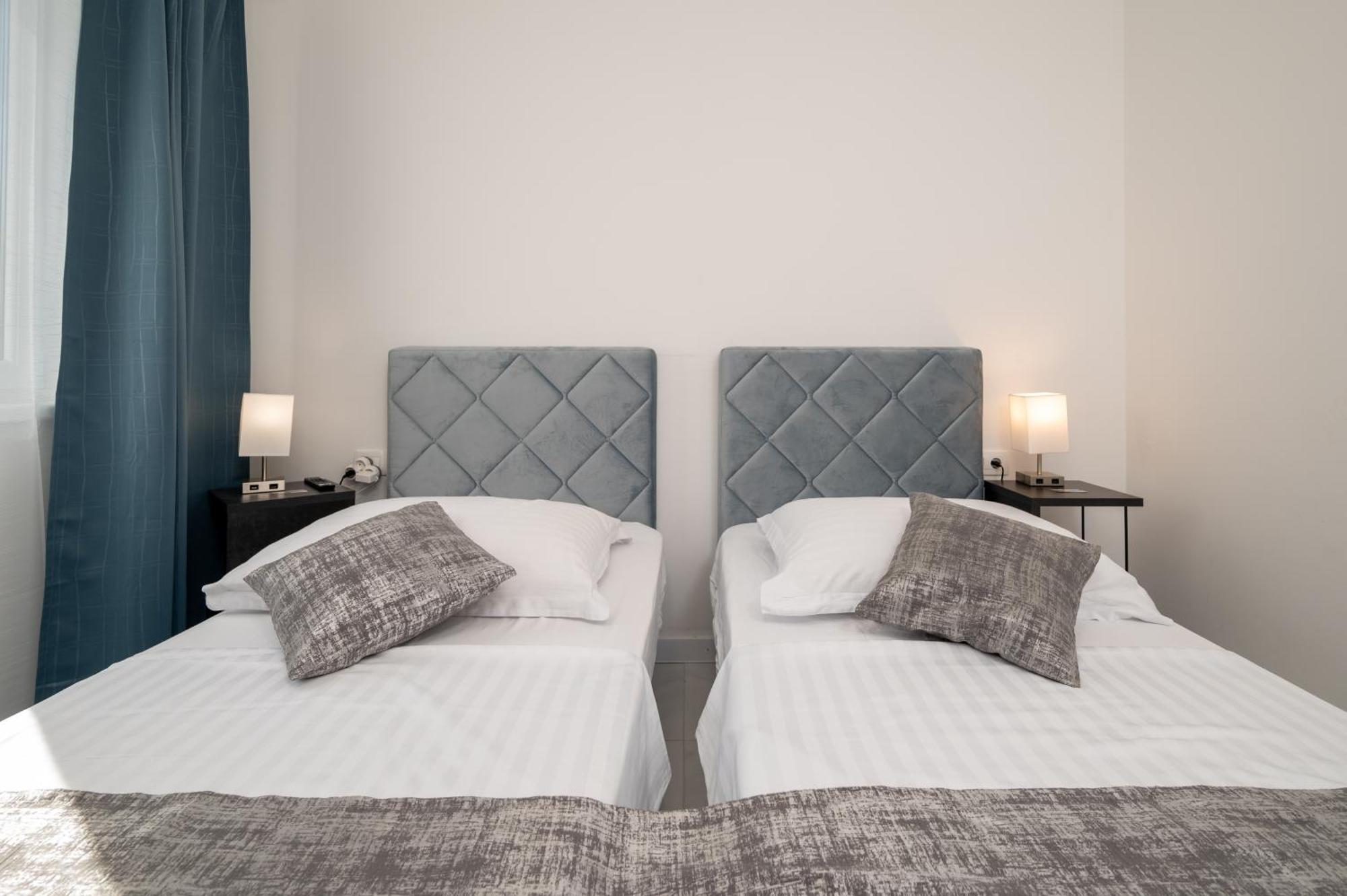 Apartments Filipo Trogir Luaran gambar