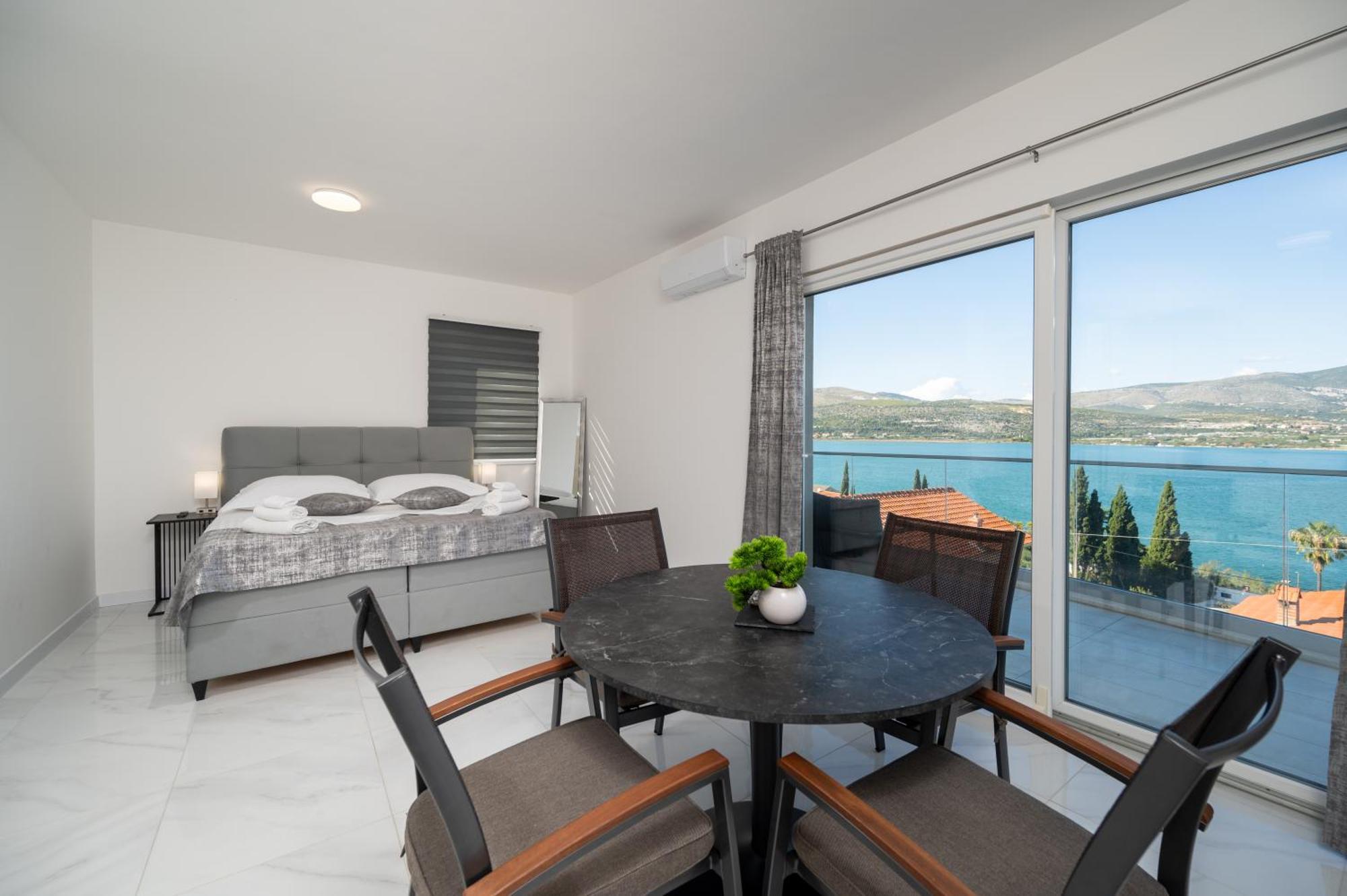 Apartments Filipo Trogir Luaran gambar