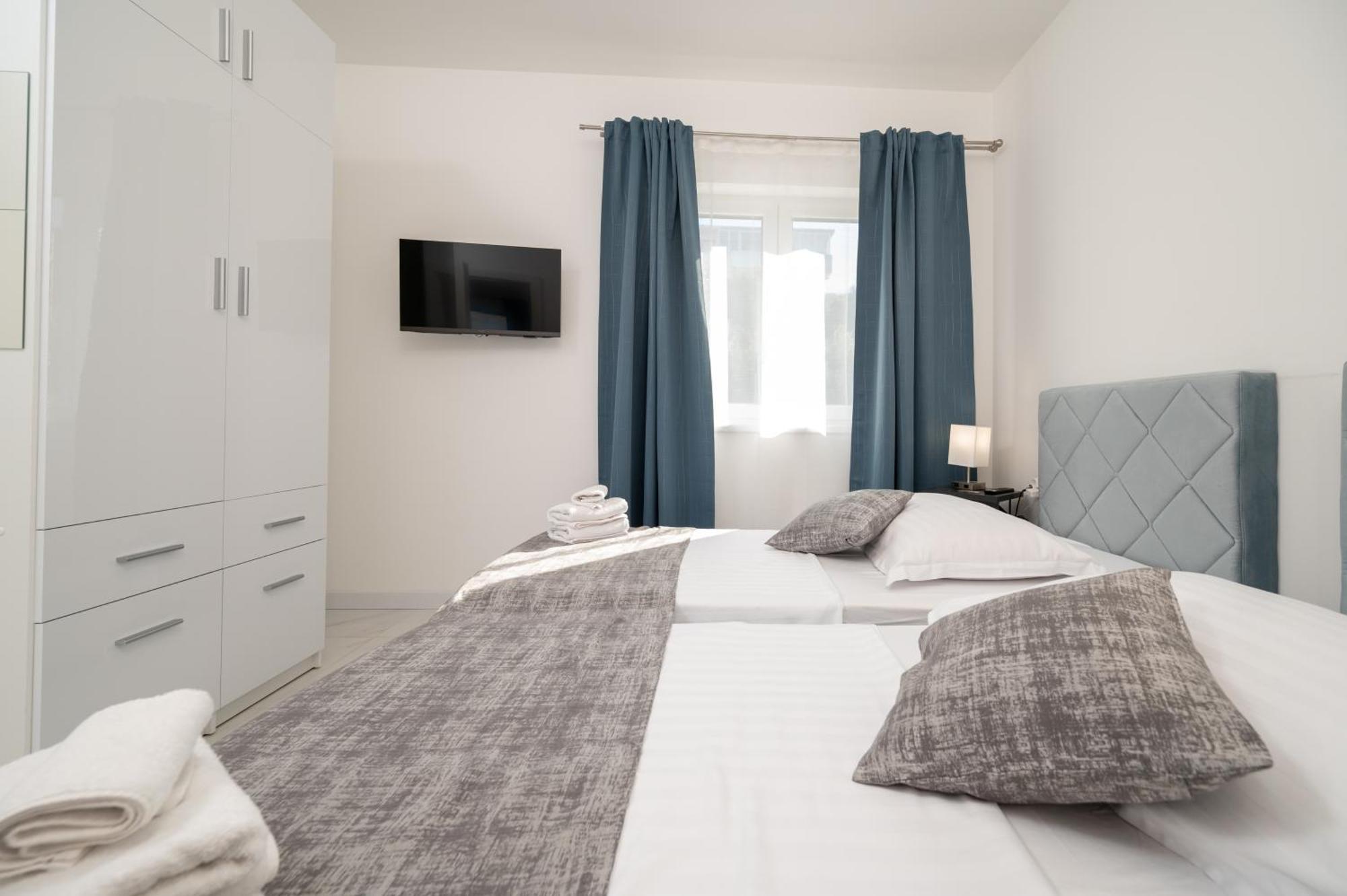 Apartments Filipo Trogir Luaran gambar