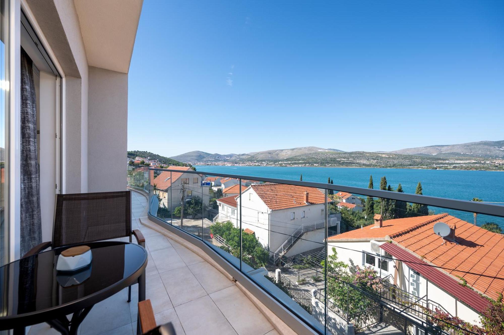 Apartments Filipo Trogir Luaran gambar